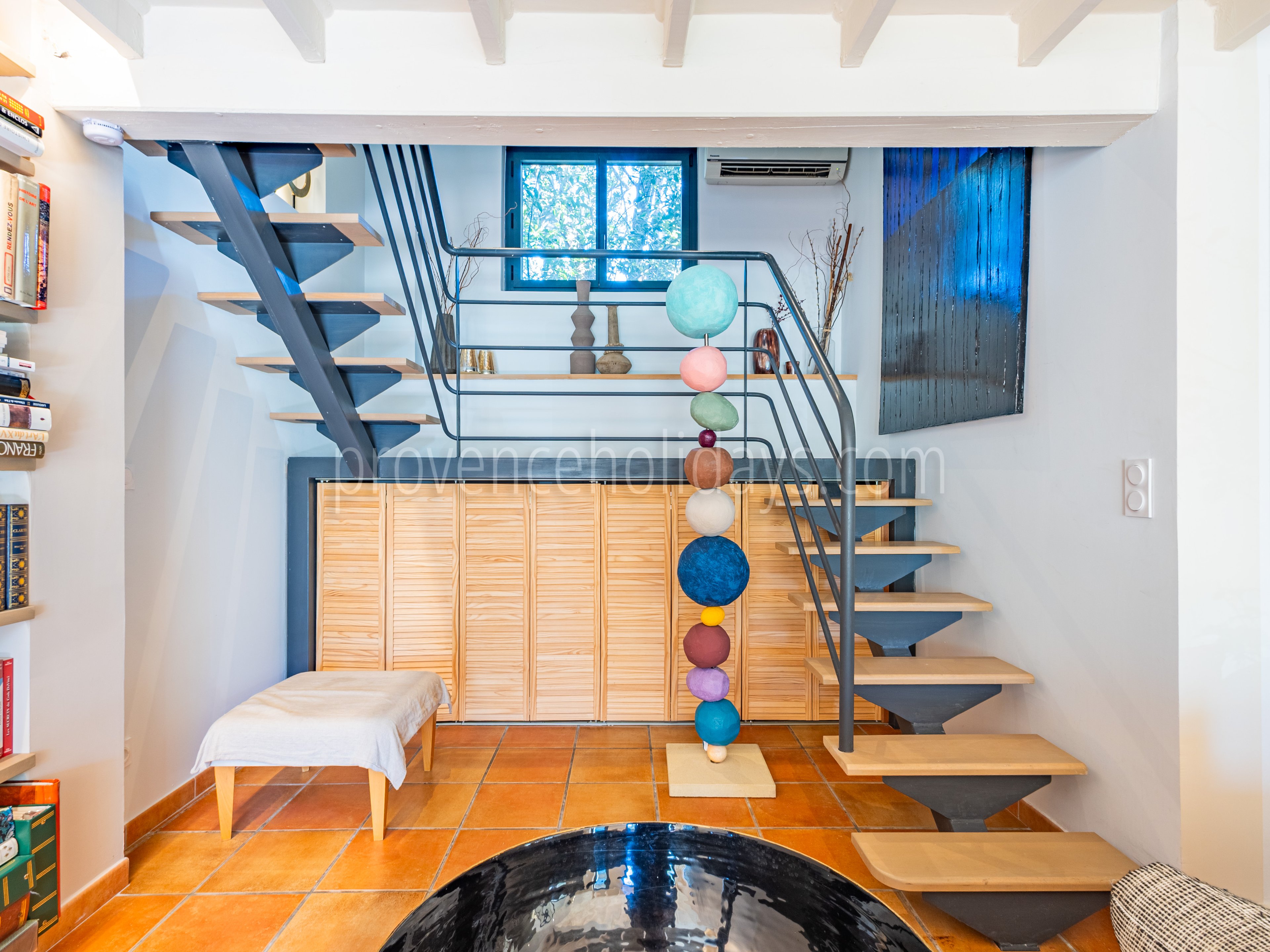 27 - L\'Atelier Provençal: Villa: Interior