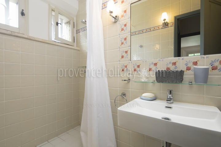 24 - Mas du Sud: Villa: Bathroom