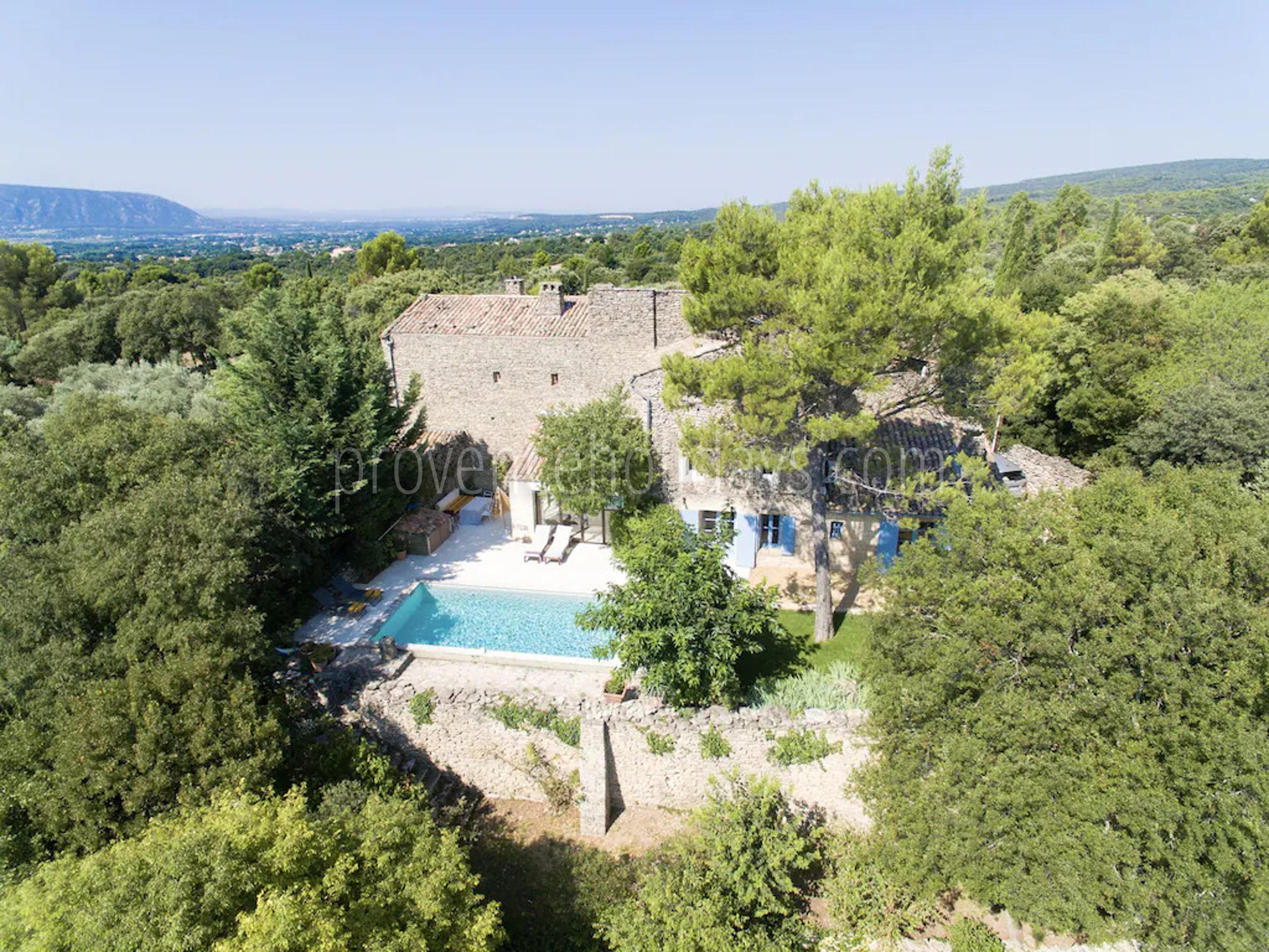 9 - Maison du Soleil: Villa: Exterior
