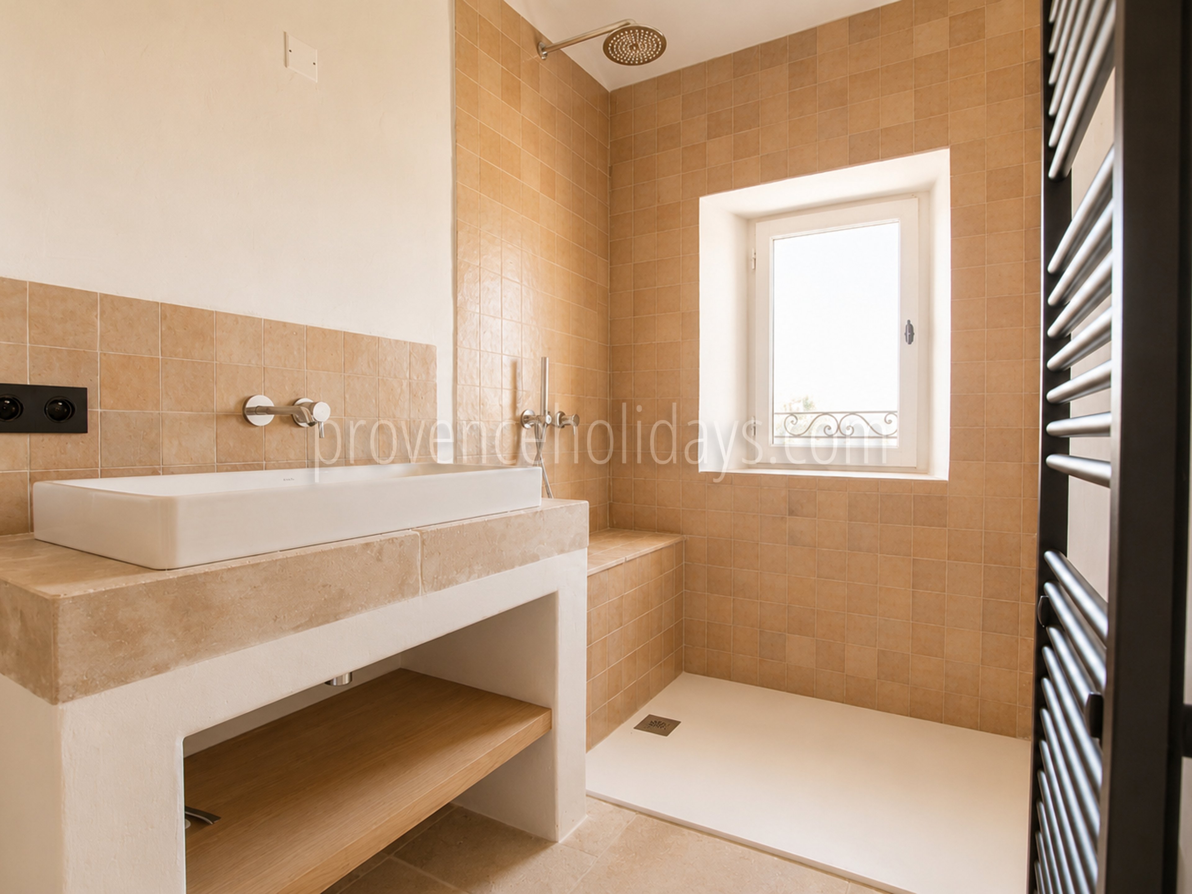 60 - Mas provençal à Eygalières: Villa: Bathroom
