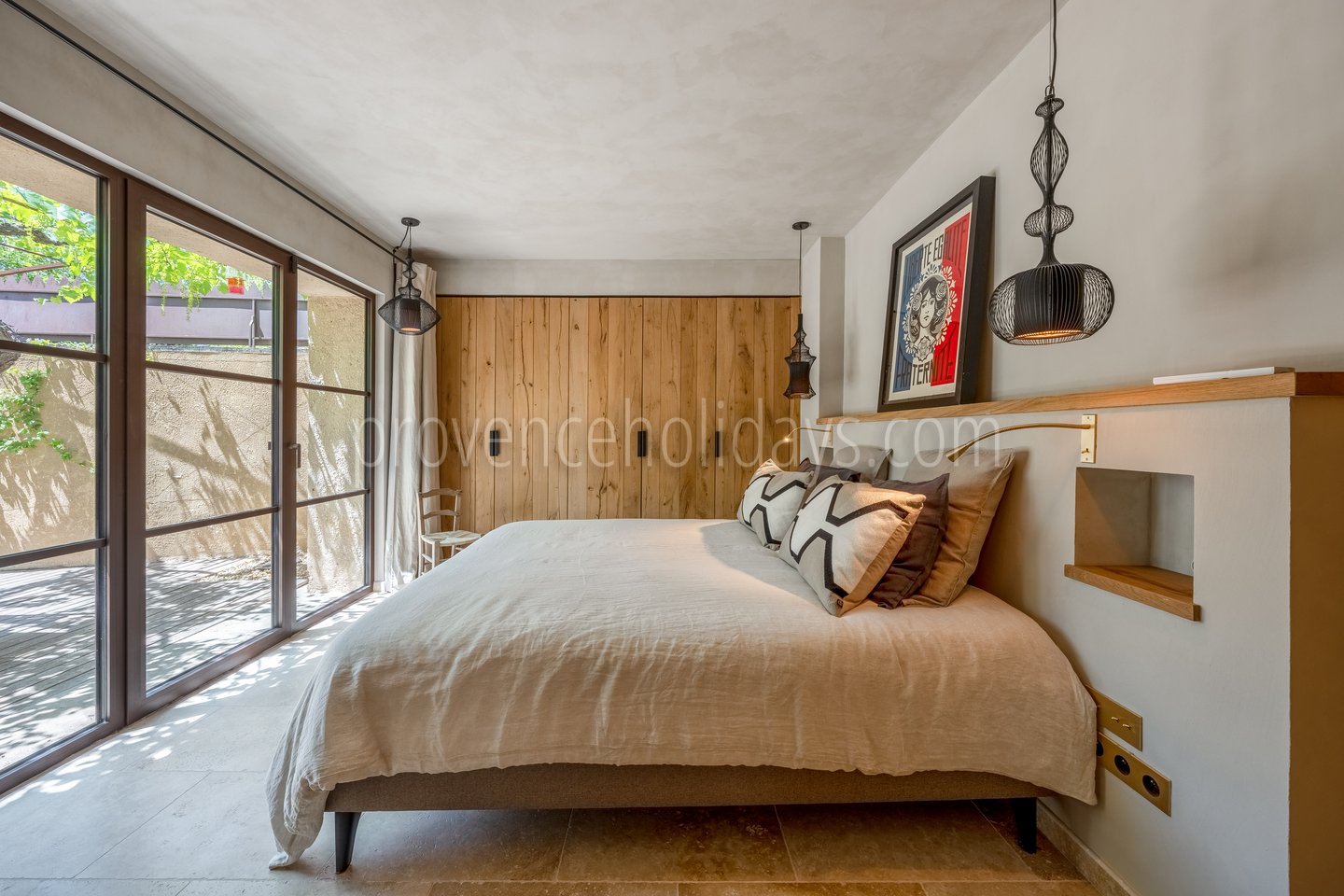 13 - Mas de la Calade: Villa: Bedroom