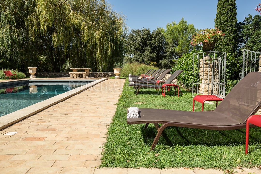 18 - Domaine d\'Uzès: Villa: Exterior