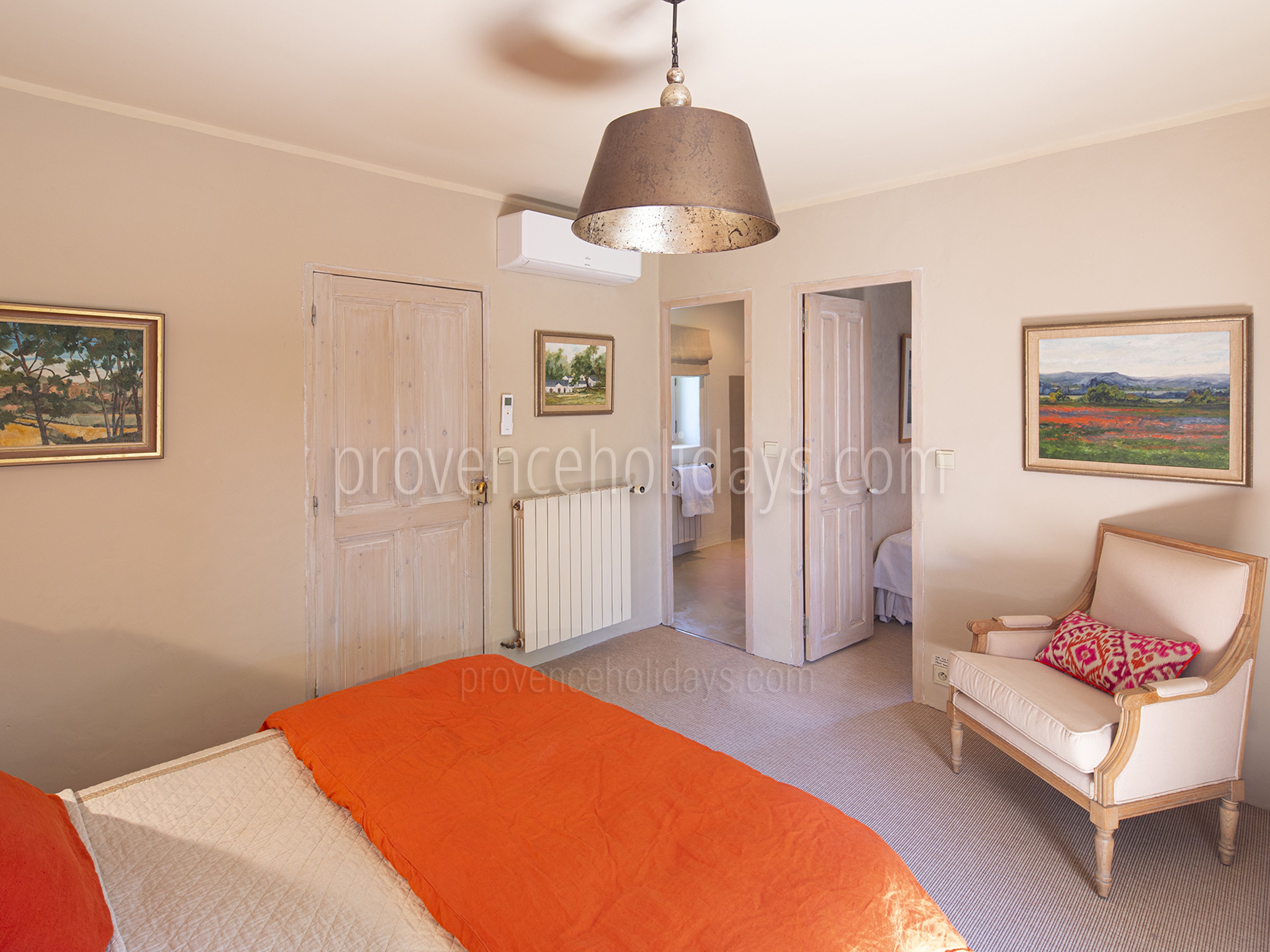 42 - Mas Goult: Villa: Bedroom