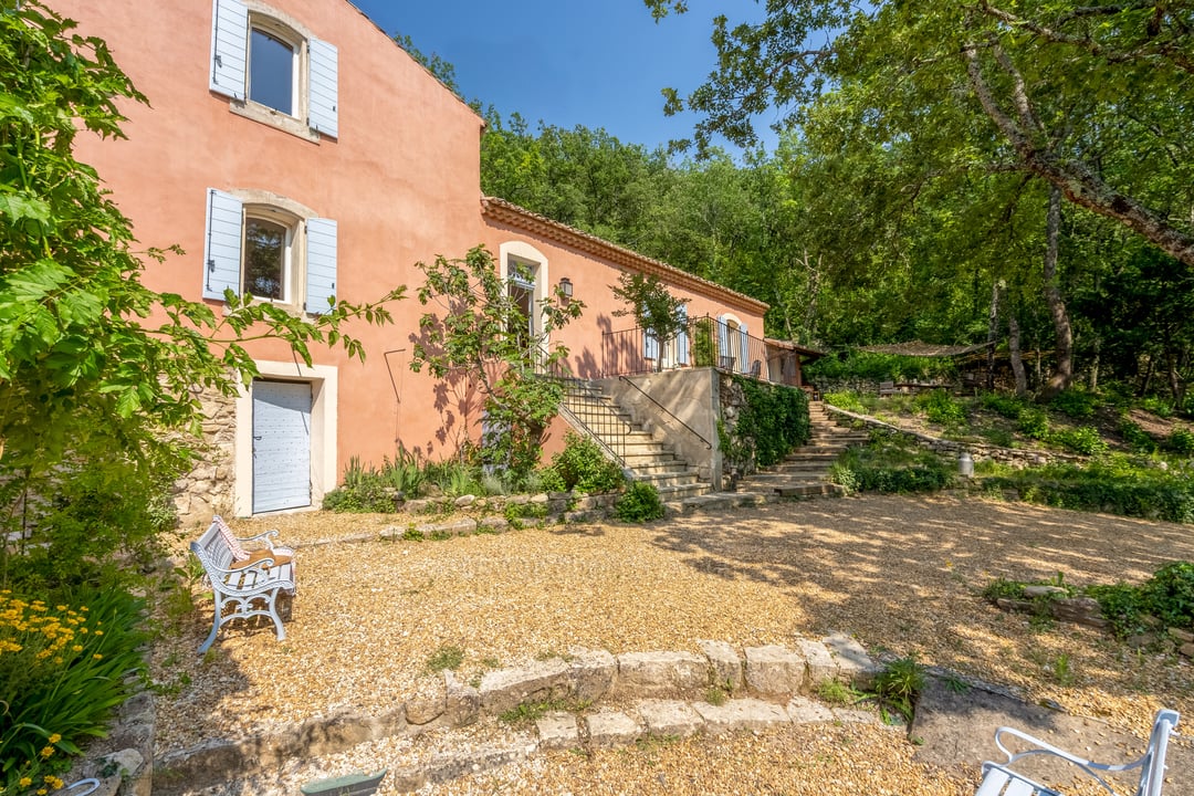 43 - Les Maisons de Saignon: Villa: Exterior