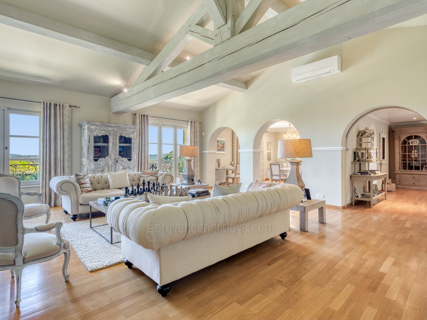 5 - Bastide Eternelle: Villa: Interior