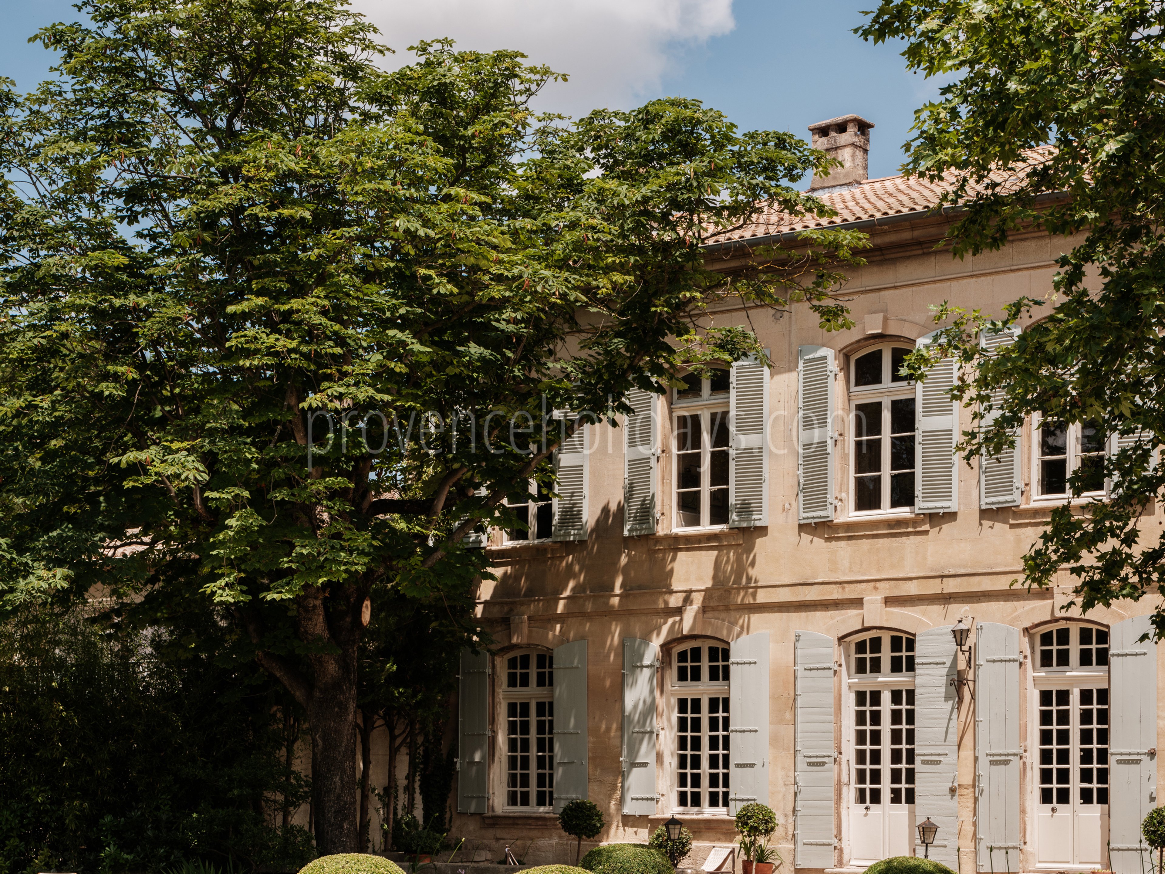 12 - La Bastide du Millénaire: Villa: Exterior