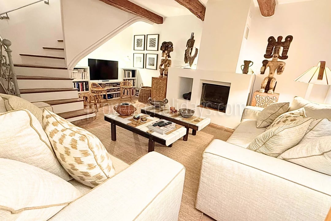 8 - Renovated house in La Garde-Freinet: Villa: Interior