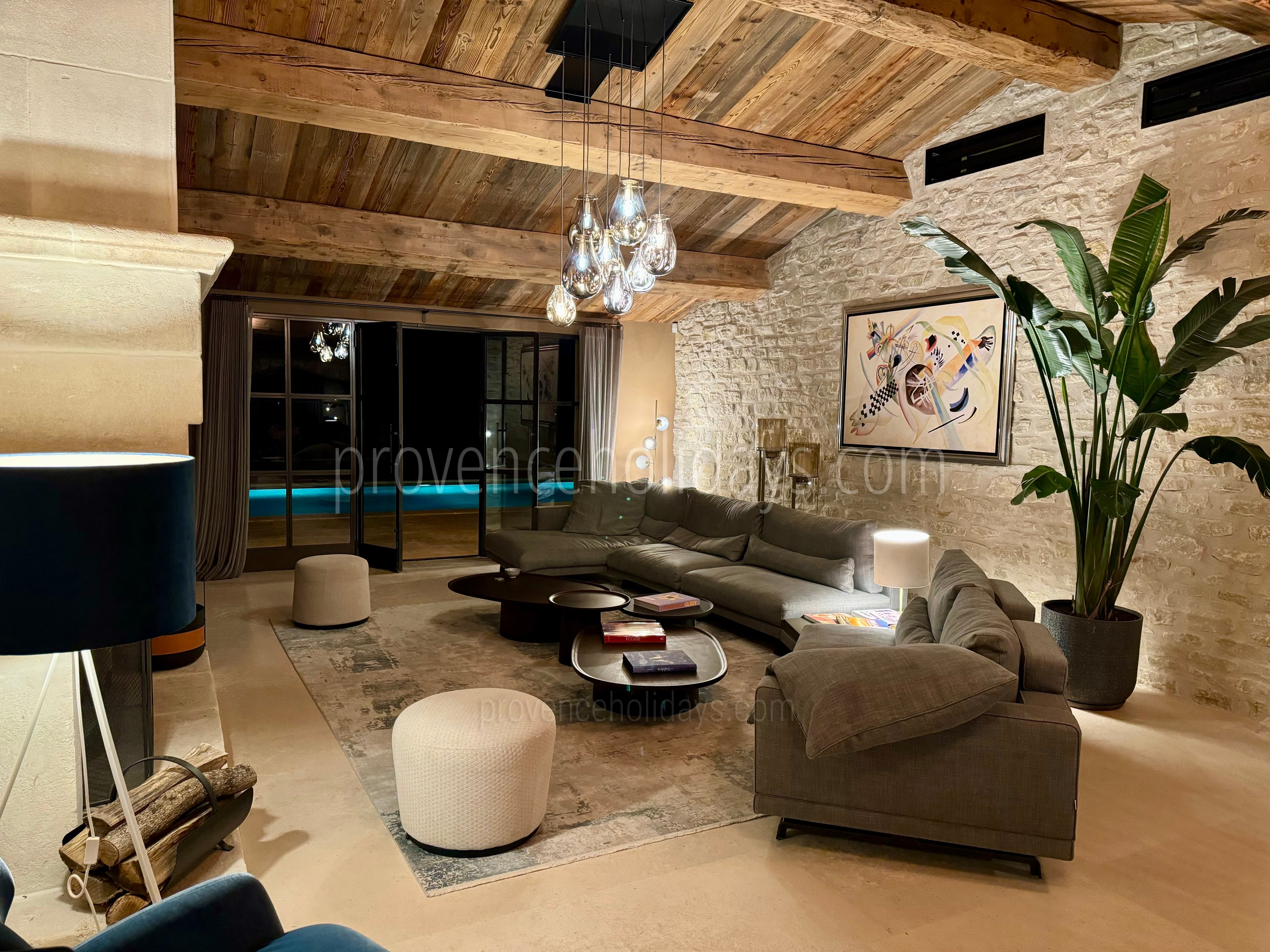 55 - Mas des Collines: Villa: Interior