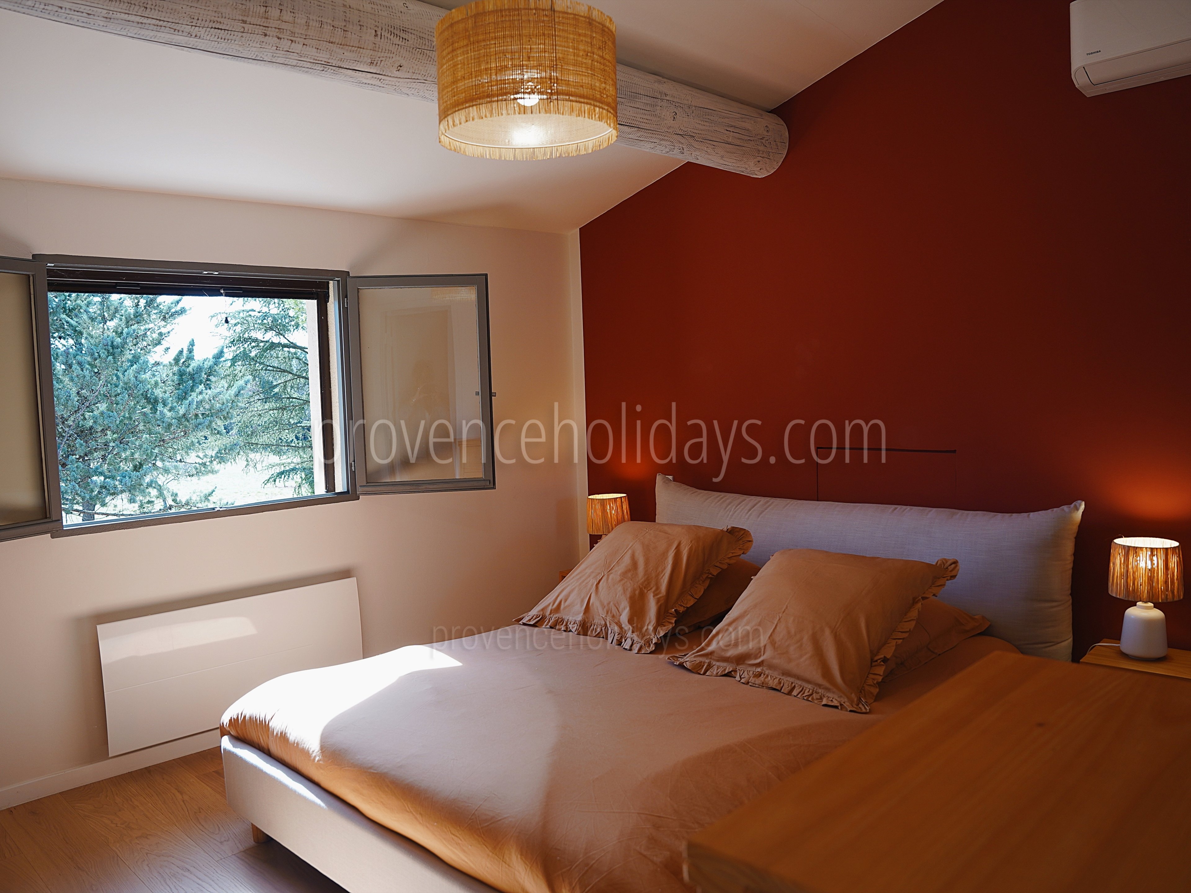 11 - Mas Trabail: Villa: Bedroom
