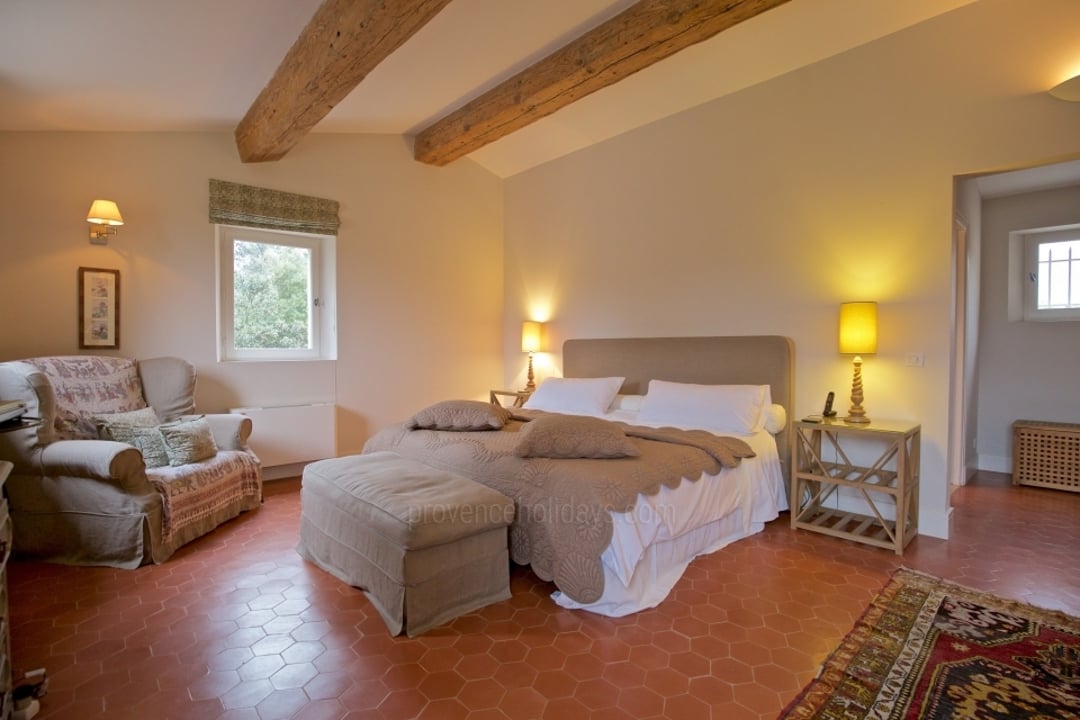 25 - Mas Tranquil: Villa: Bedroom