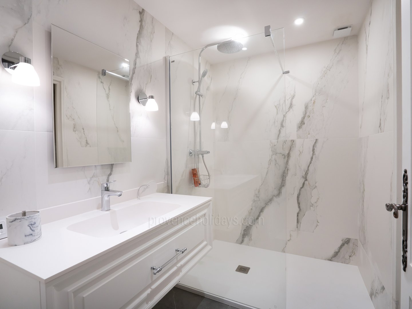 7 - Villa Solaria: Villa: Bathroom