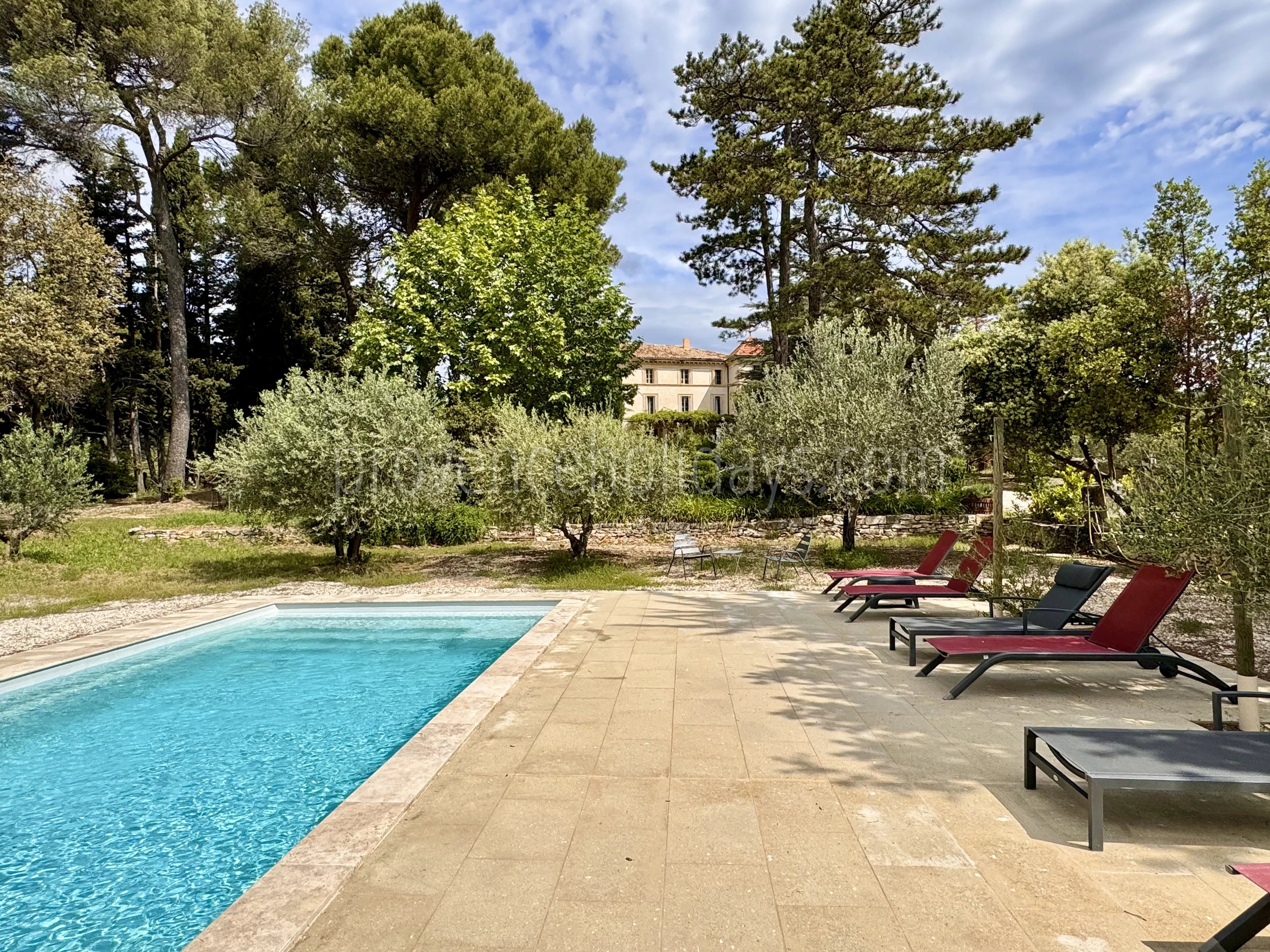 5 - Renovated château in Gordes: Villa: Pool