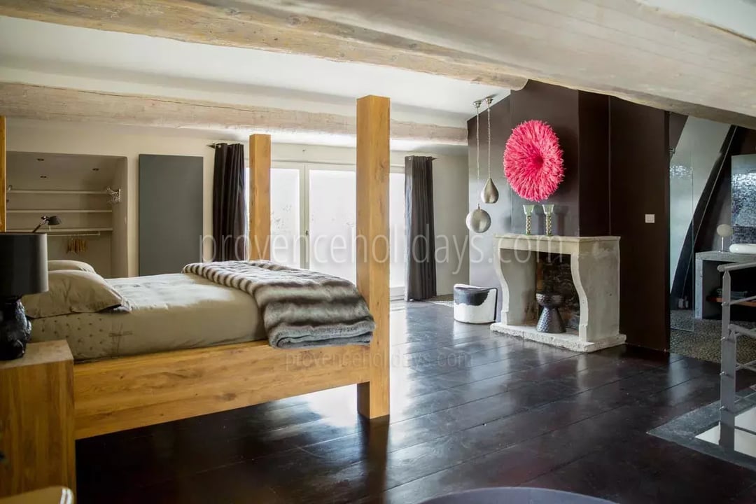 4 - Bonnieux Mas: Villa: Bedroom