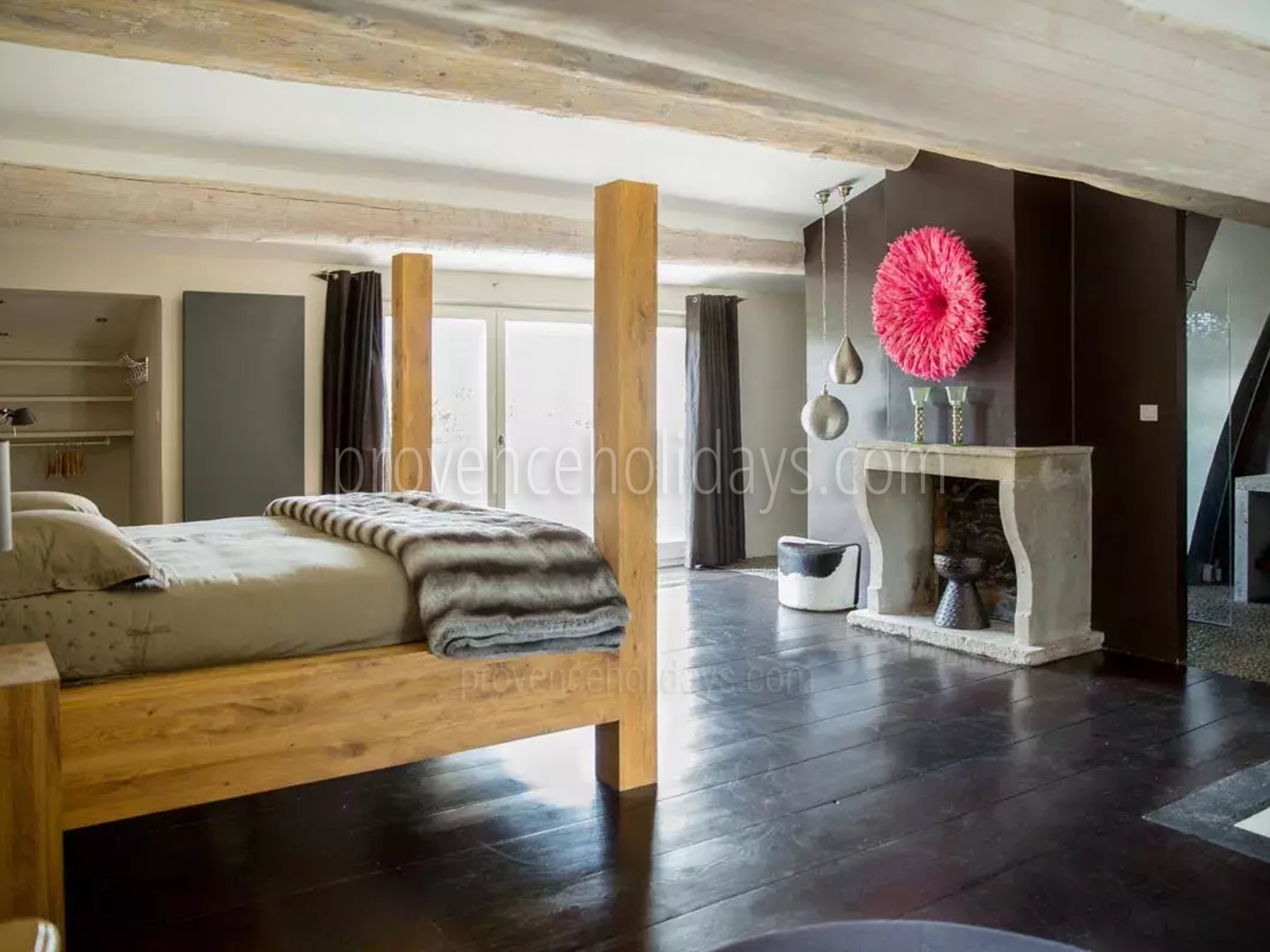 4 - Bonnieux Mas: Villa: Bedroom