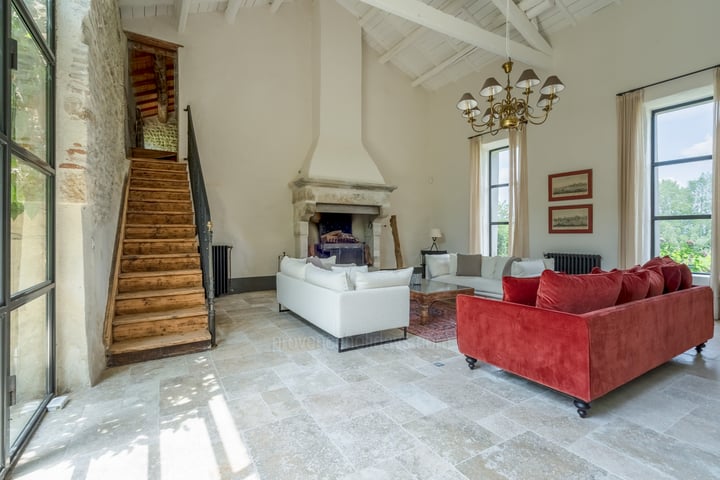 24 - Mas du Peyron: Villa: Interior