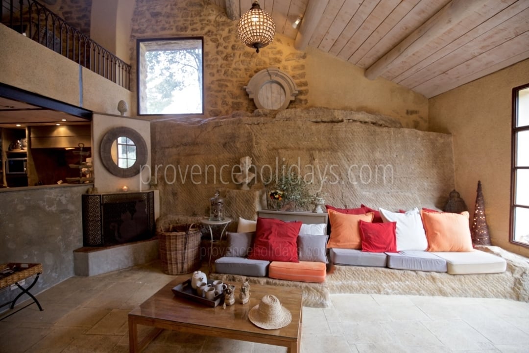 12 - Mas de Beaumes: Villa: Interior