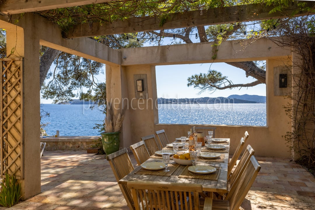 8 - Rivage: Villa: Exterior