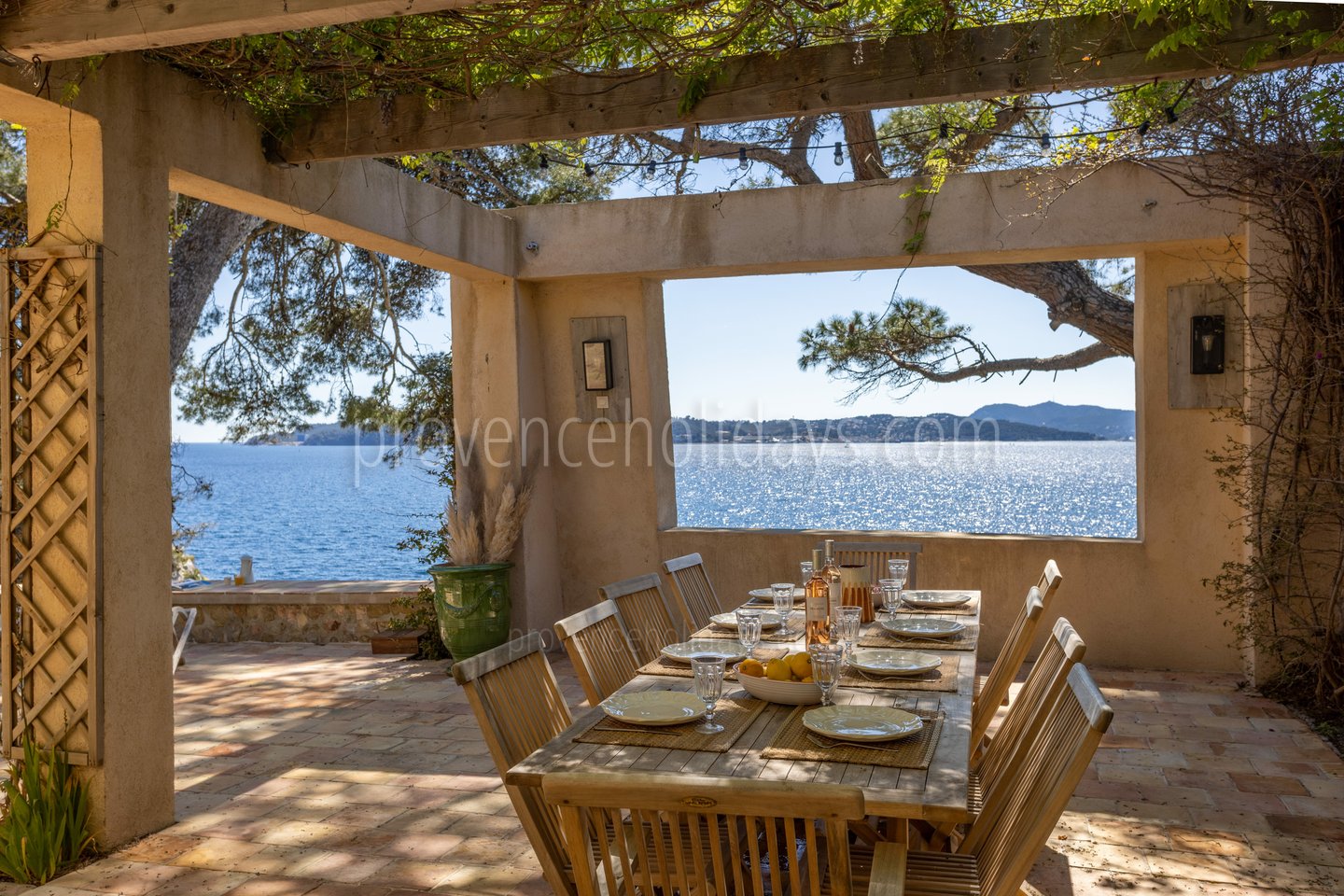 8 - Rivage: Villa: Exterior