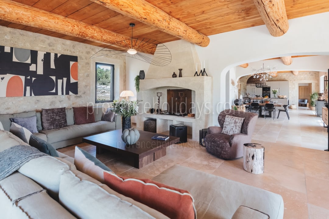 28 - Mas de Pierre: Villa: Interior