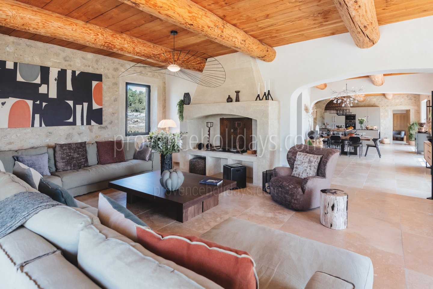 28 - Mas de Pierre: Villa: Interior