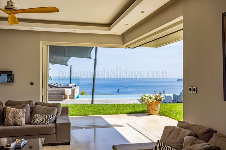 40 - Villa Toulon: Villa: Exterior