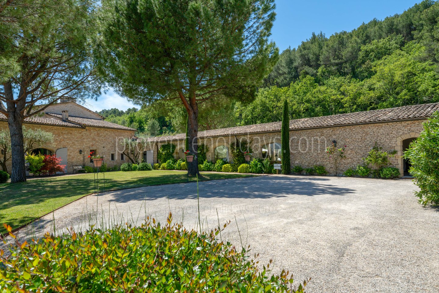 19 - Le Mas de Goult (24): Villa: Exterior
