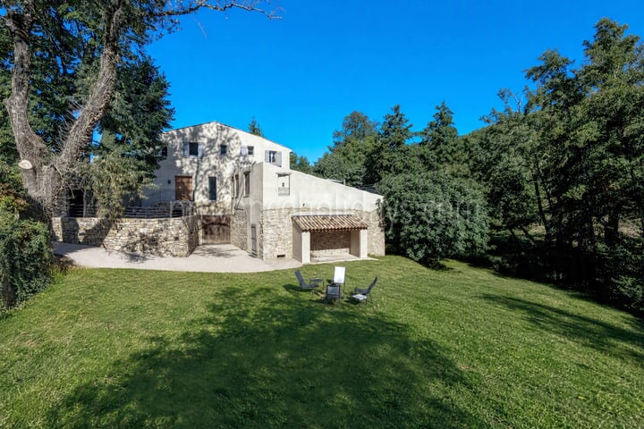85 - Le Moulin: Villa: Exterior