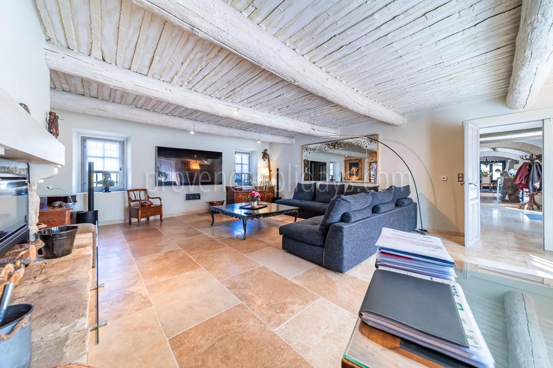 12 - Provençal mas in Robion: Villa: Interior