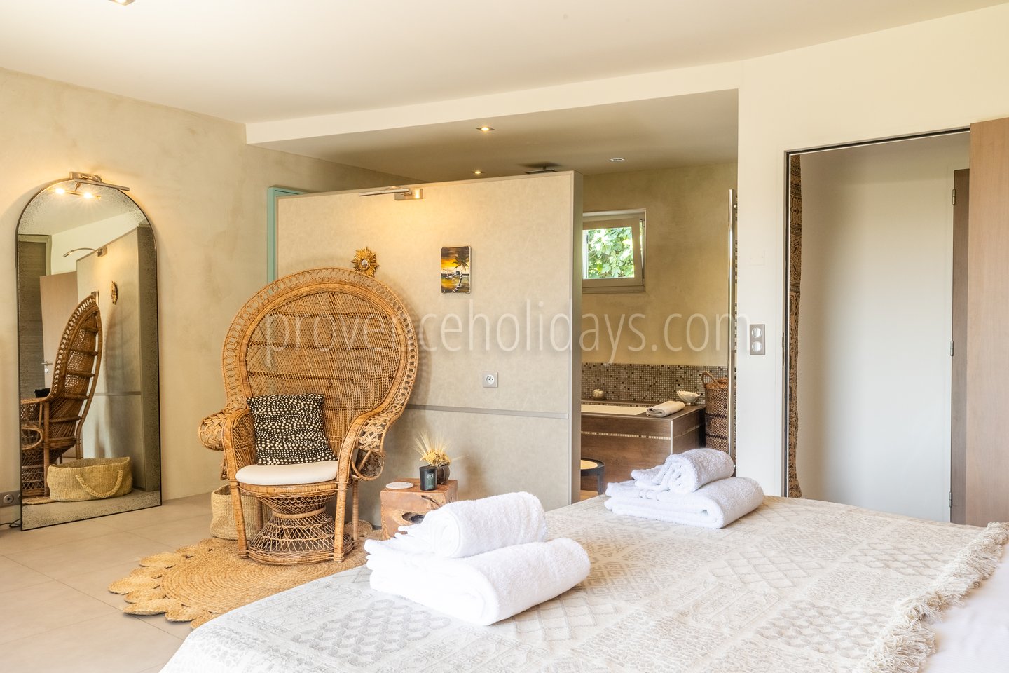 21 - Le Mas du Vallon: Villa: Bedroom