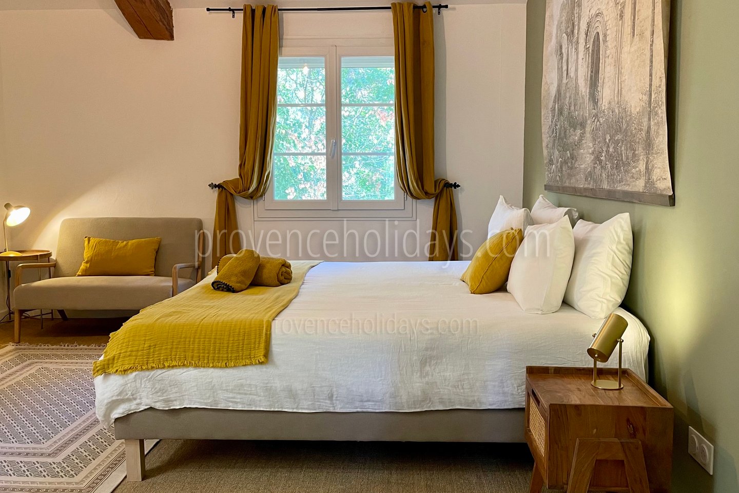42 - Le Mas des Figues: Villa: Bedroom