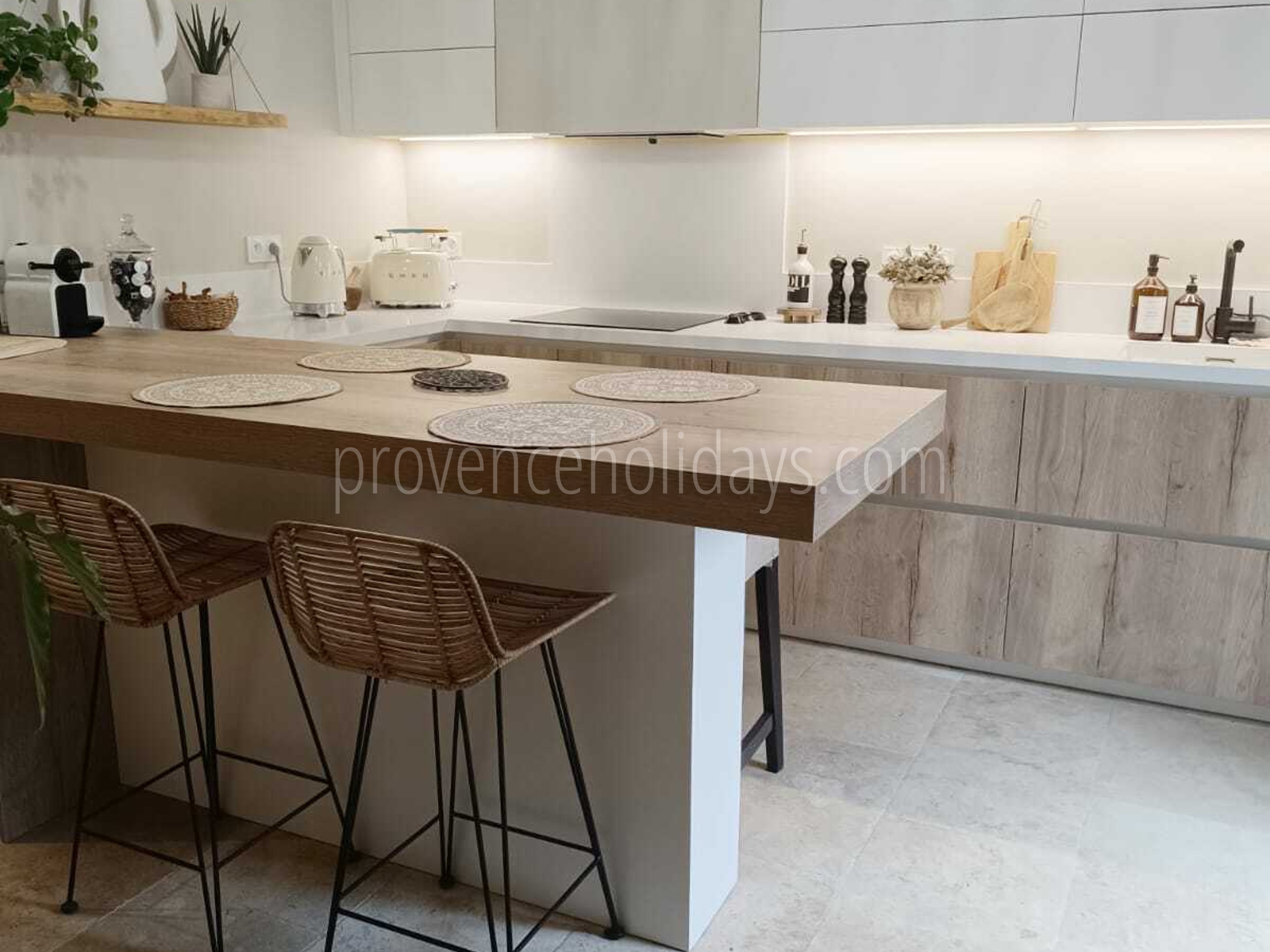 15 - Chez Fannie: Villa: Interior