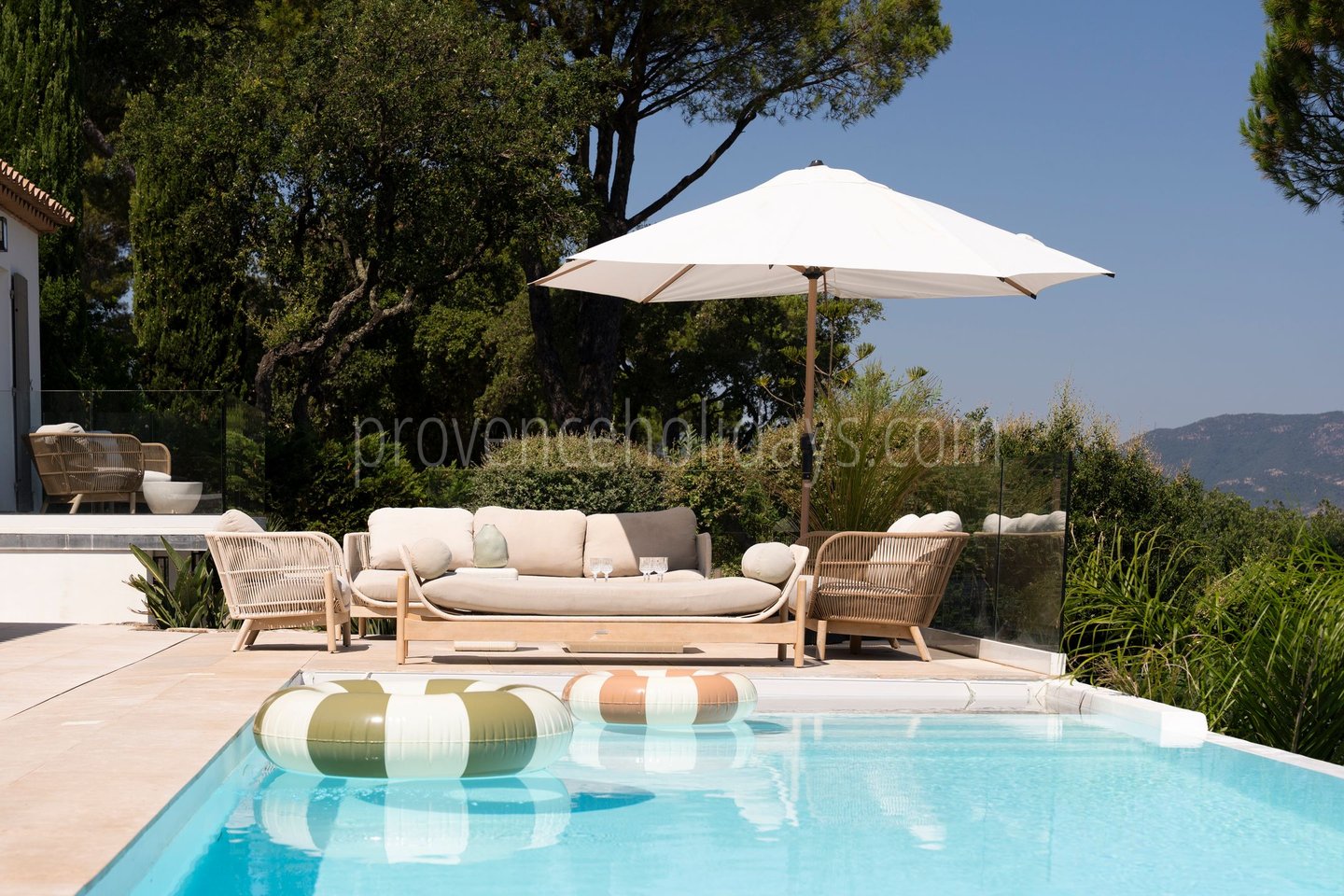 25 - La Villa Bohème: Villa: Pool