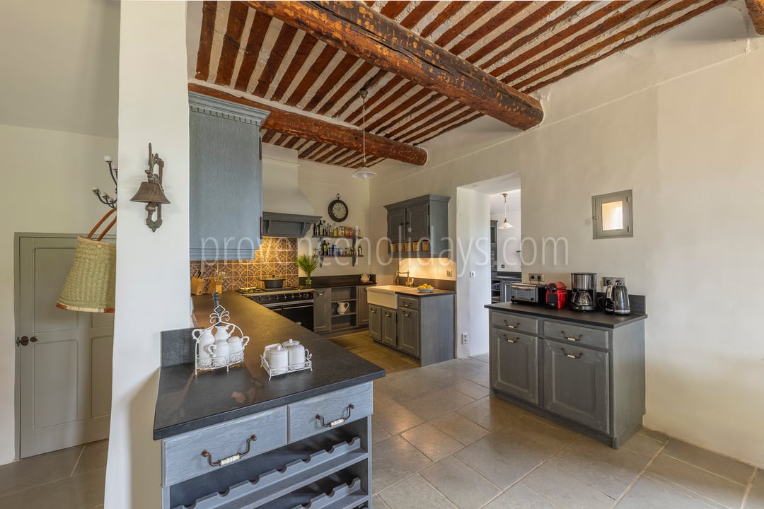 8 - La Grande Bastide d\'Ocre: Villa: Interior