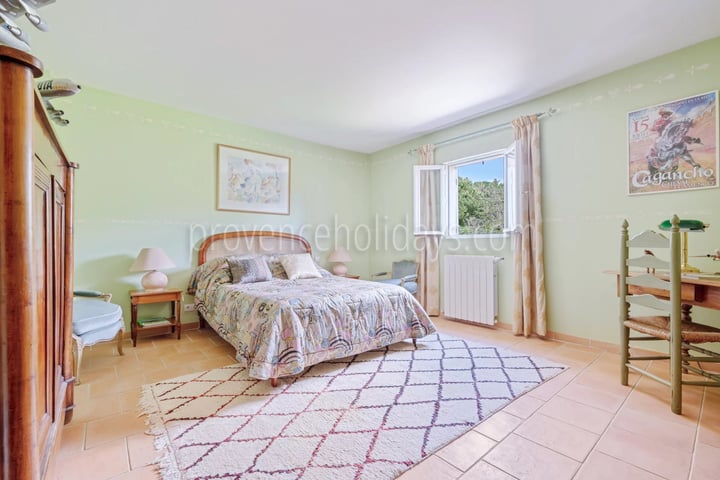 10 - Provençal mas in Ansouis: Villa: Bedroom