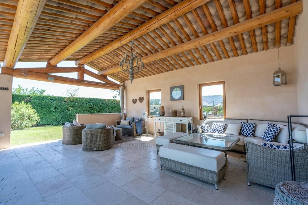 Charming Provencal Bastide with ja acuzzi in the Luberon 5 - Bastide du Vieux Platane: Villa: Exterior