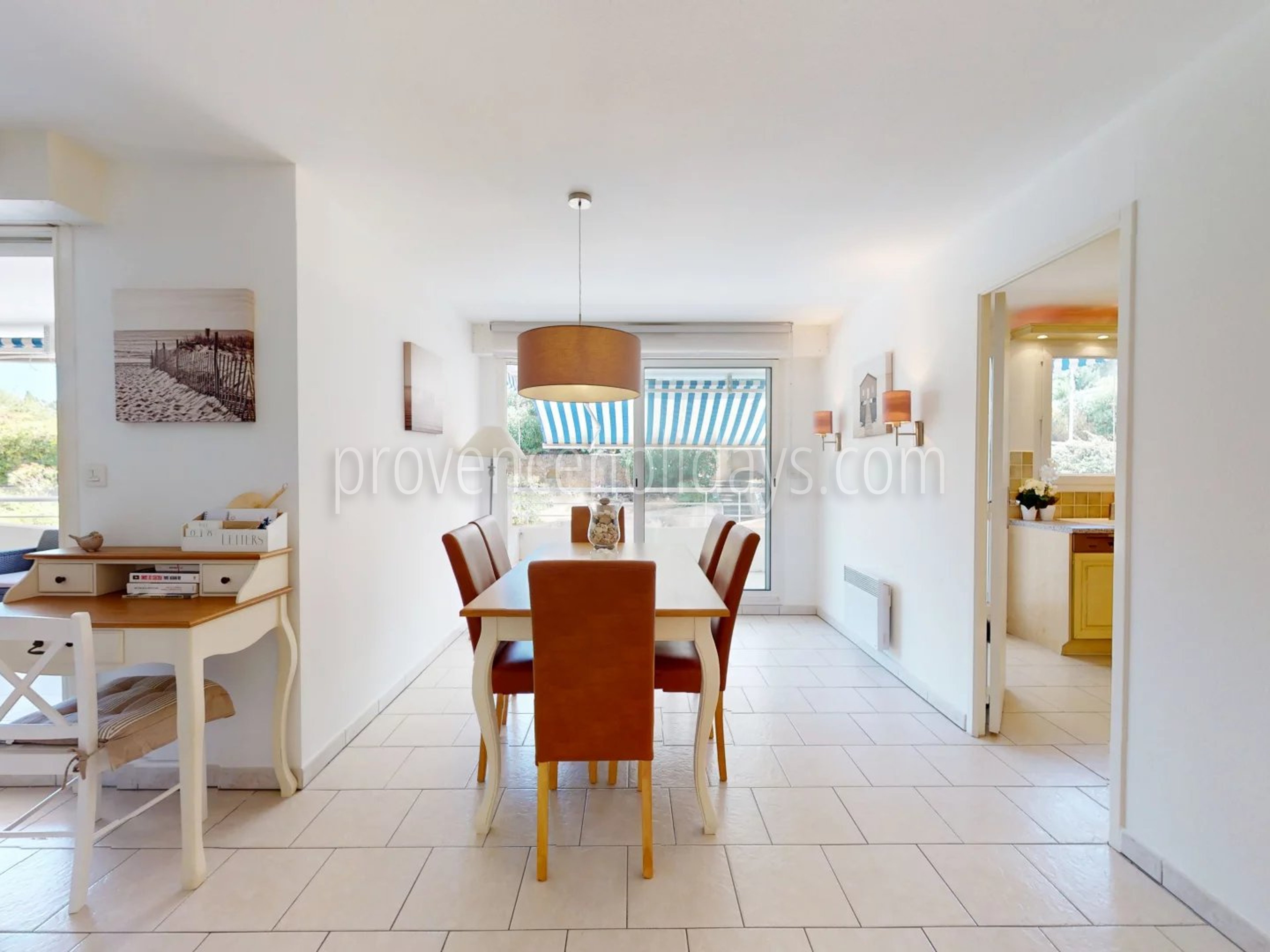 49 - Appartement in Cavalaire-sur-Mer: Villa: Interior