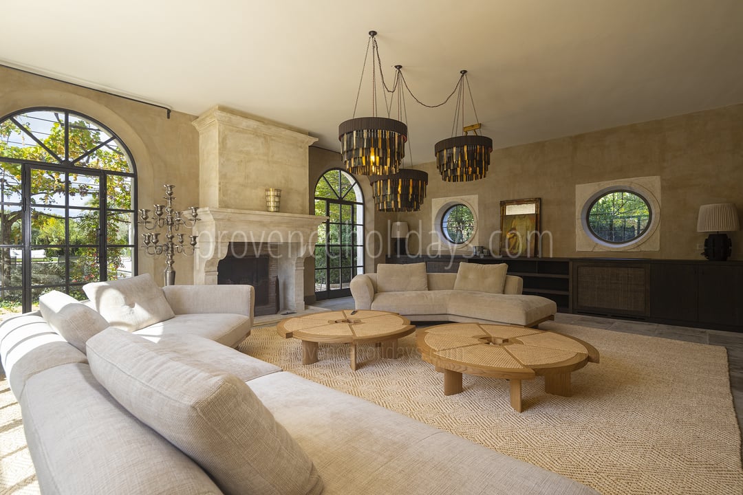 21 - Mas du Paradis: Villa: Interior