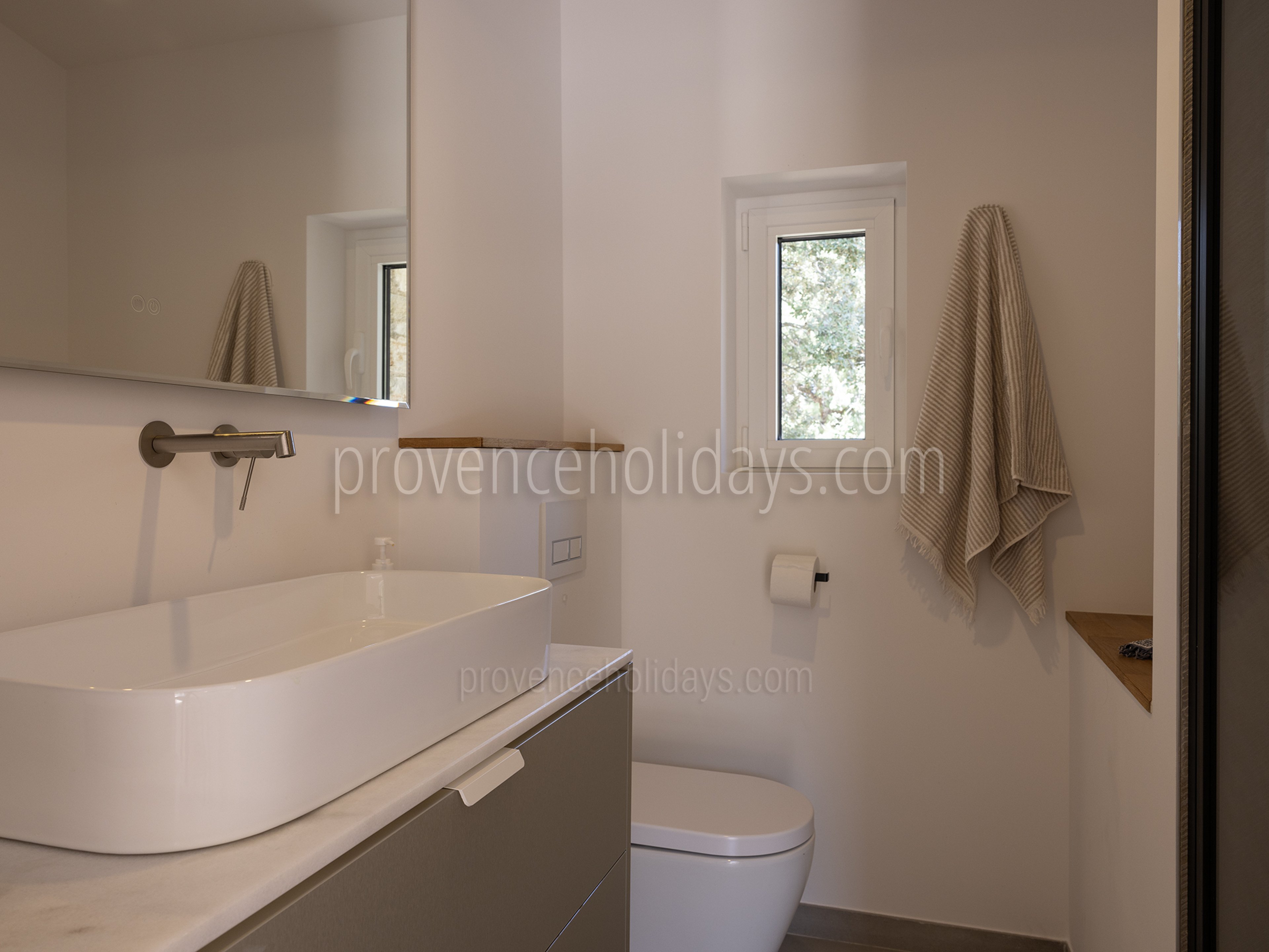 36 - Mas de Giulia: Villa: Bathroom