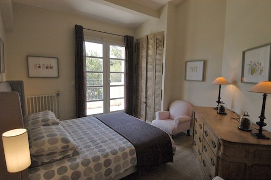 6 - Villa des Pins: Villa: Interior