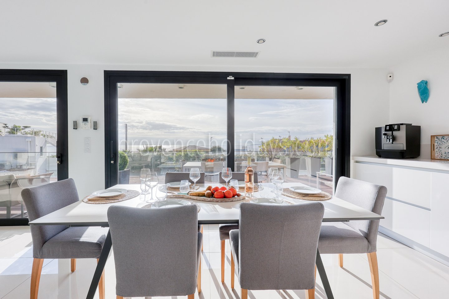 18 - Villa Sea Pearl: Villa: Interior