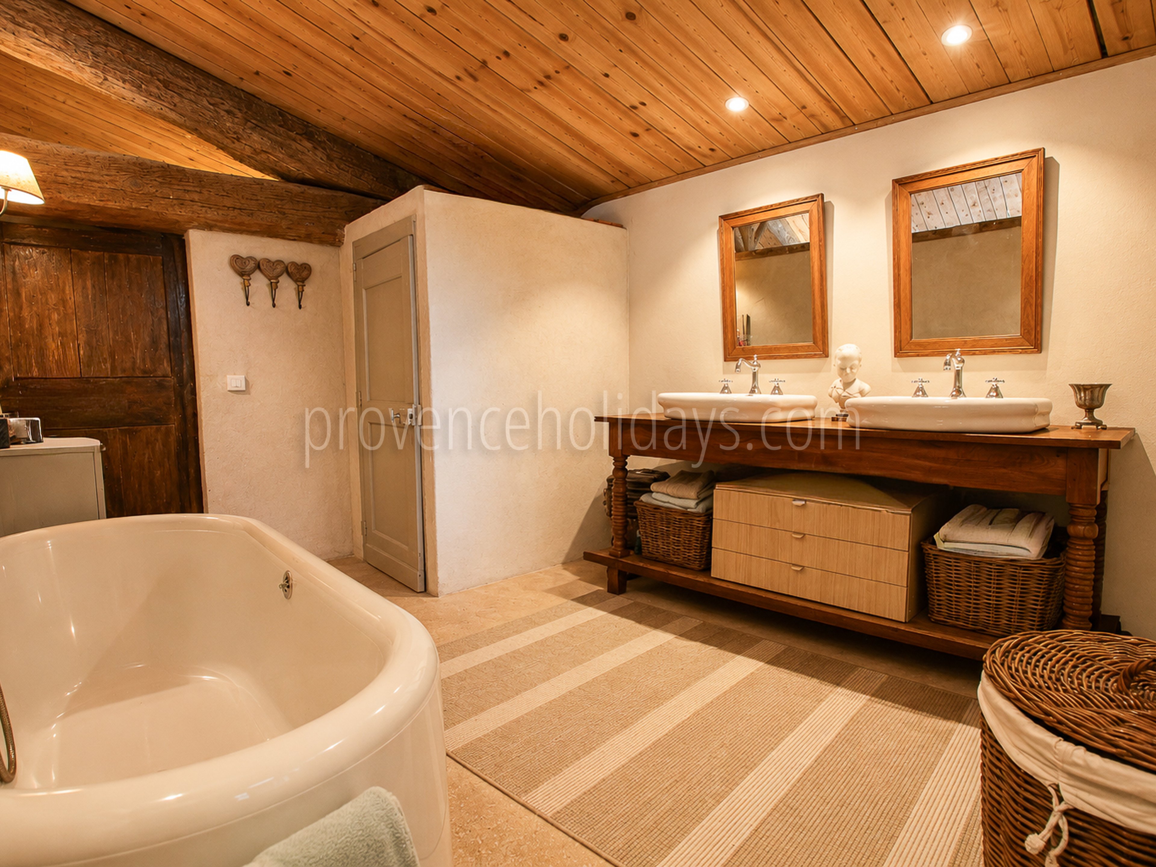 30 - Mas de l\'Orchidée: Villa: Bathroom