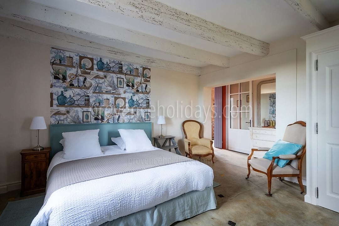 42 - Domaine d\'Uzès: Villa: Bedroom