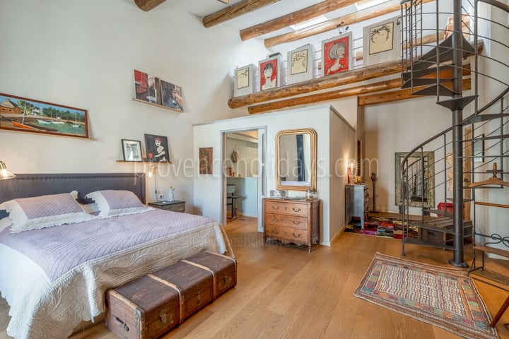 17 - Mas du Cours: Villa: Bedroom
