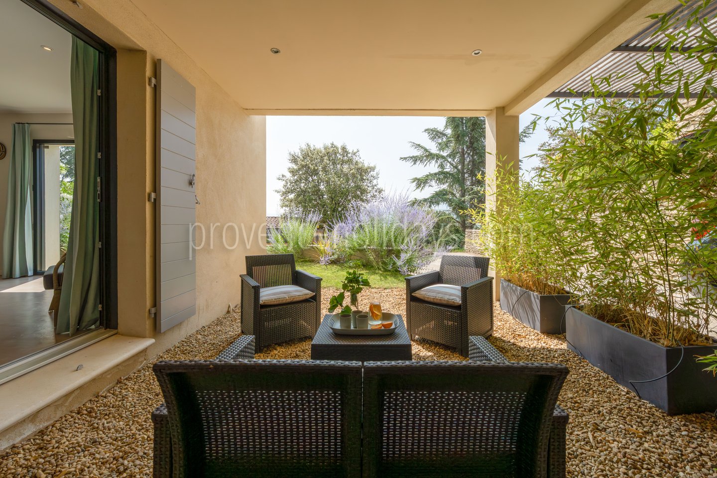 25 - Le Belvédère Provençal: Villa: Exterior