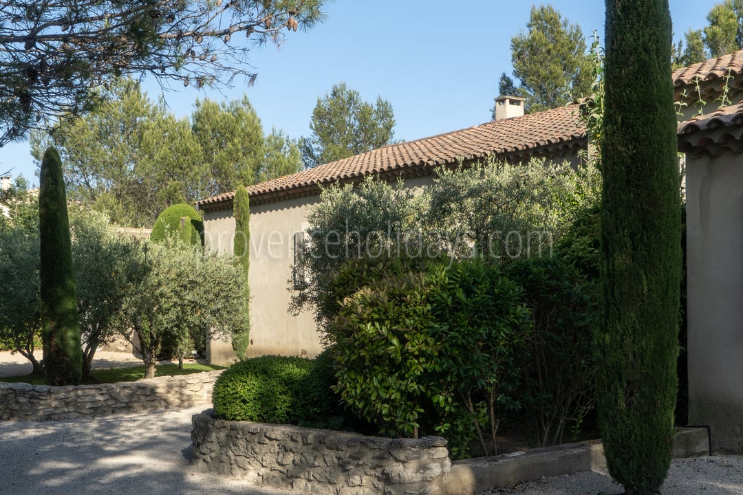 46 - Mas des Aupiho: Villa: Exterior