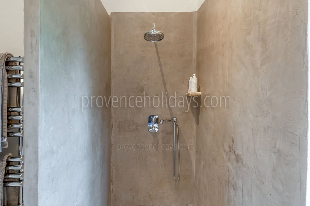 46 - La Bastide Incarnat: Villa: Bathroom 5