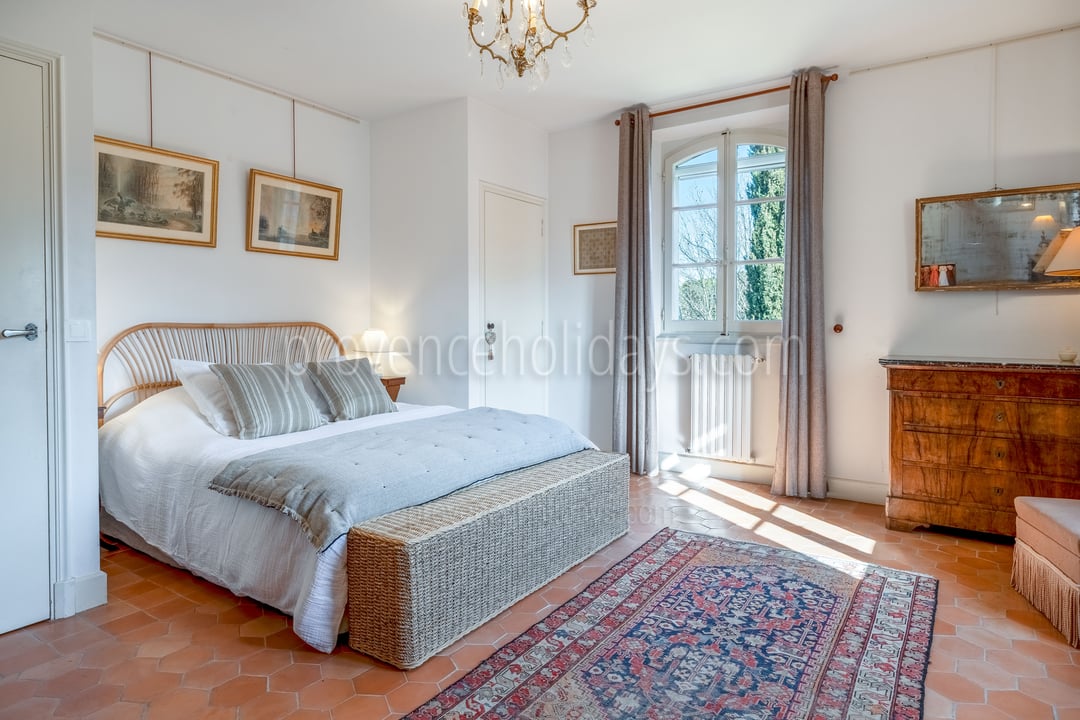 55 - Mas des Trois Cyprès: Villa: Bedroom