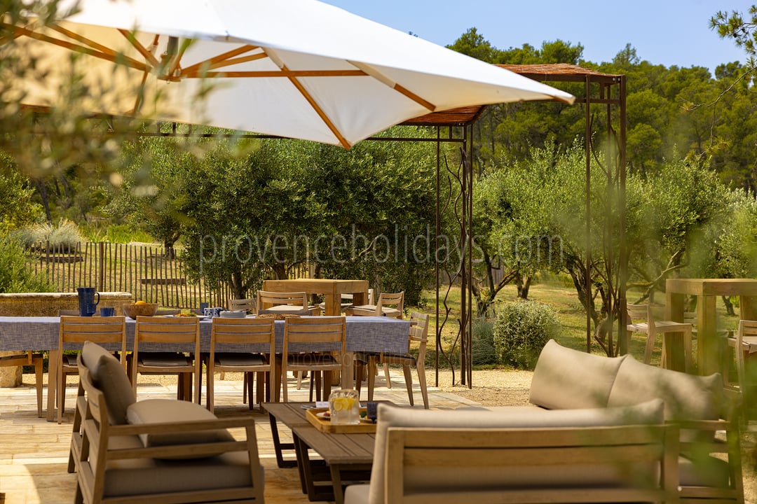 25 - Le Mas Secret: Villa: Exterior