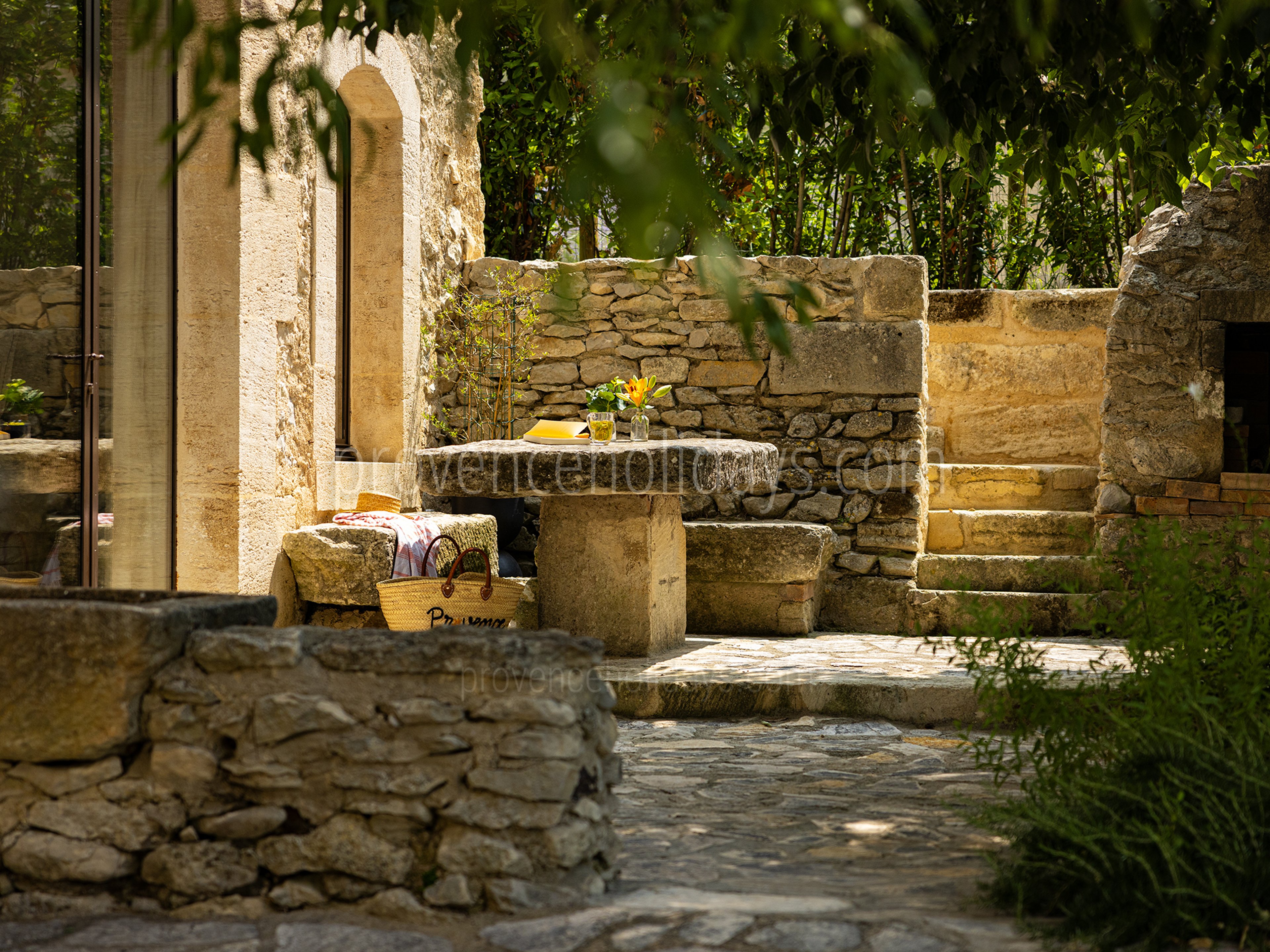 58 - Le Mas Secret: Villa: Exterior