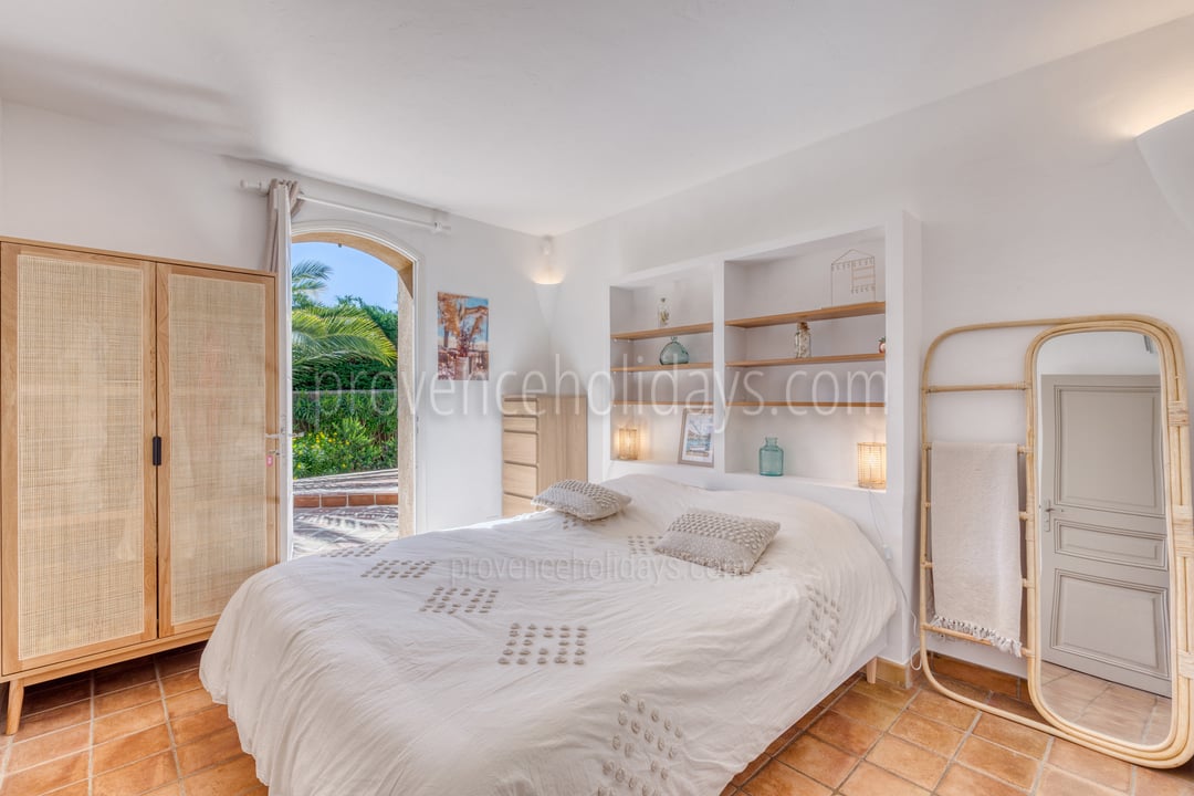 9 - Villa Morganite: Villa: Bedroom